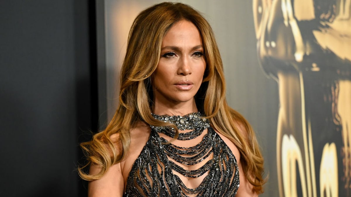 Jennifer Lopez looks incredible in tiny bikini as she enjoys lavish getaway