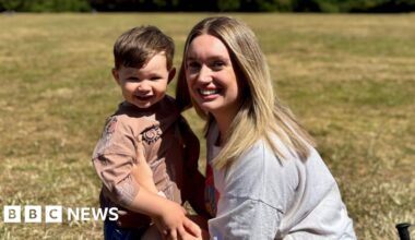 Mum calls for more mental health checks