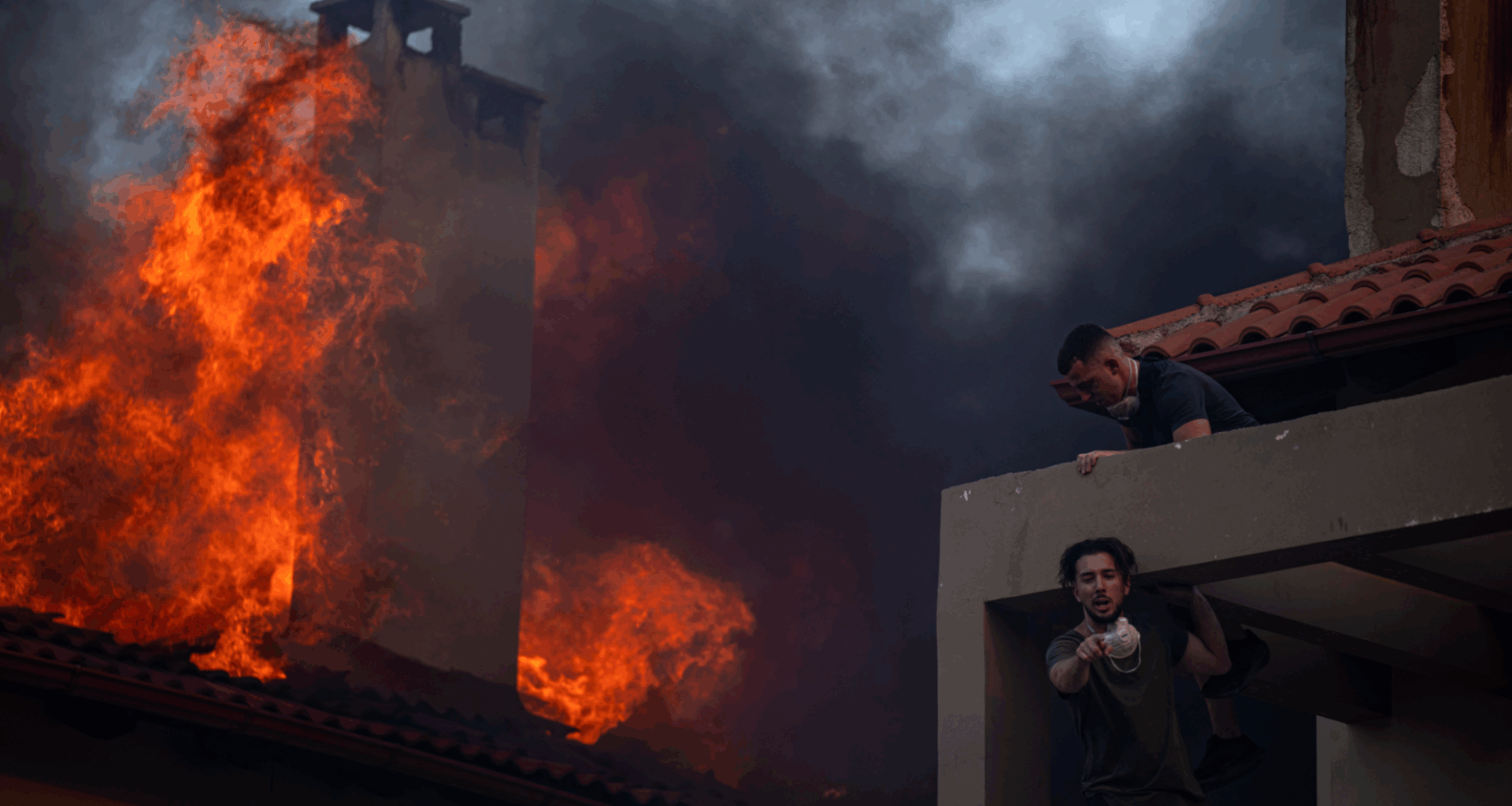Greece requests EU assistance as wildfires rage across country