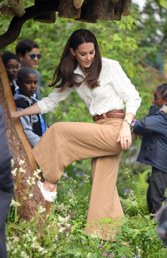 Kate Middleton broderie