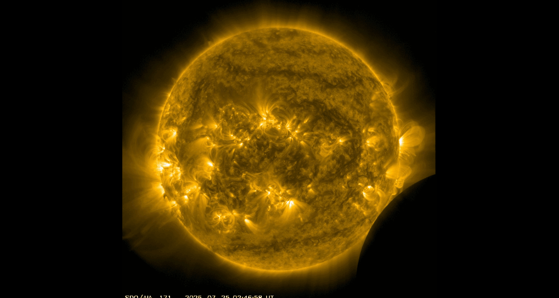 An animation of the moon passing in front of the sun