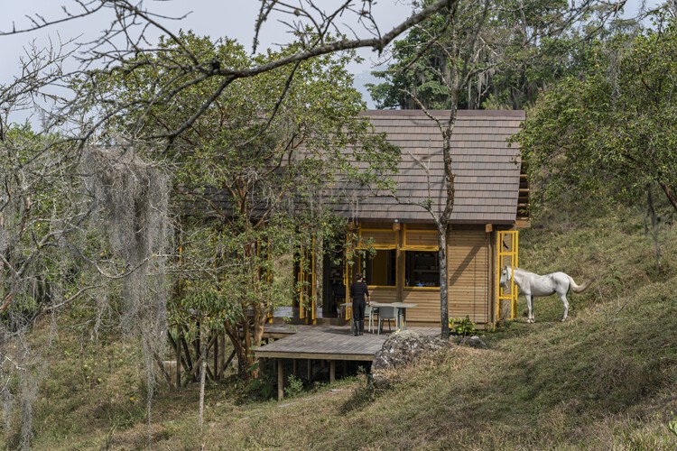 Lamarilla Reforestation House / Quena Margarita Gonzalez Escobar + Juan David Hoyos Taborda - Exterior Photography, Wood