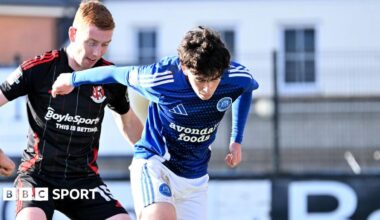 Christopher Atherton in action for Glenavon against Crusaders