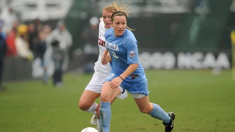 Lucy Bronze at North Carolina in 2009