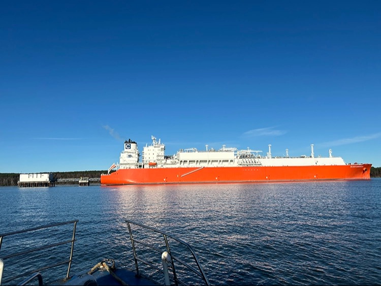 Swiss player marks LNG milestones with delivery in Germany and supply role in Egypt