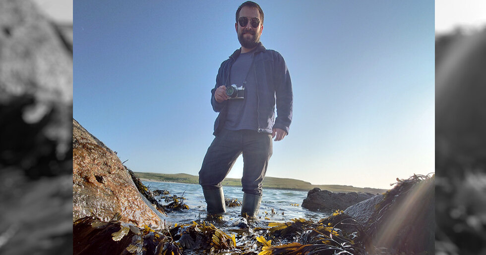 Vintage photography enthusiast testing seaweed as film developer