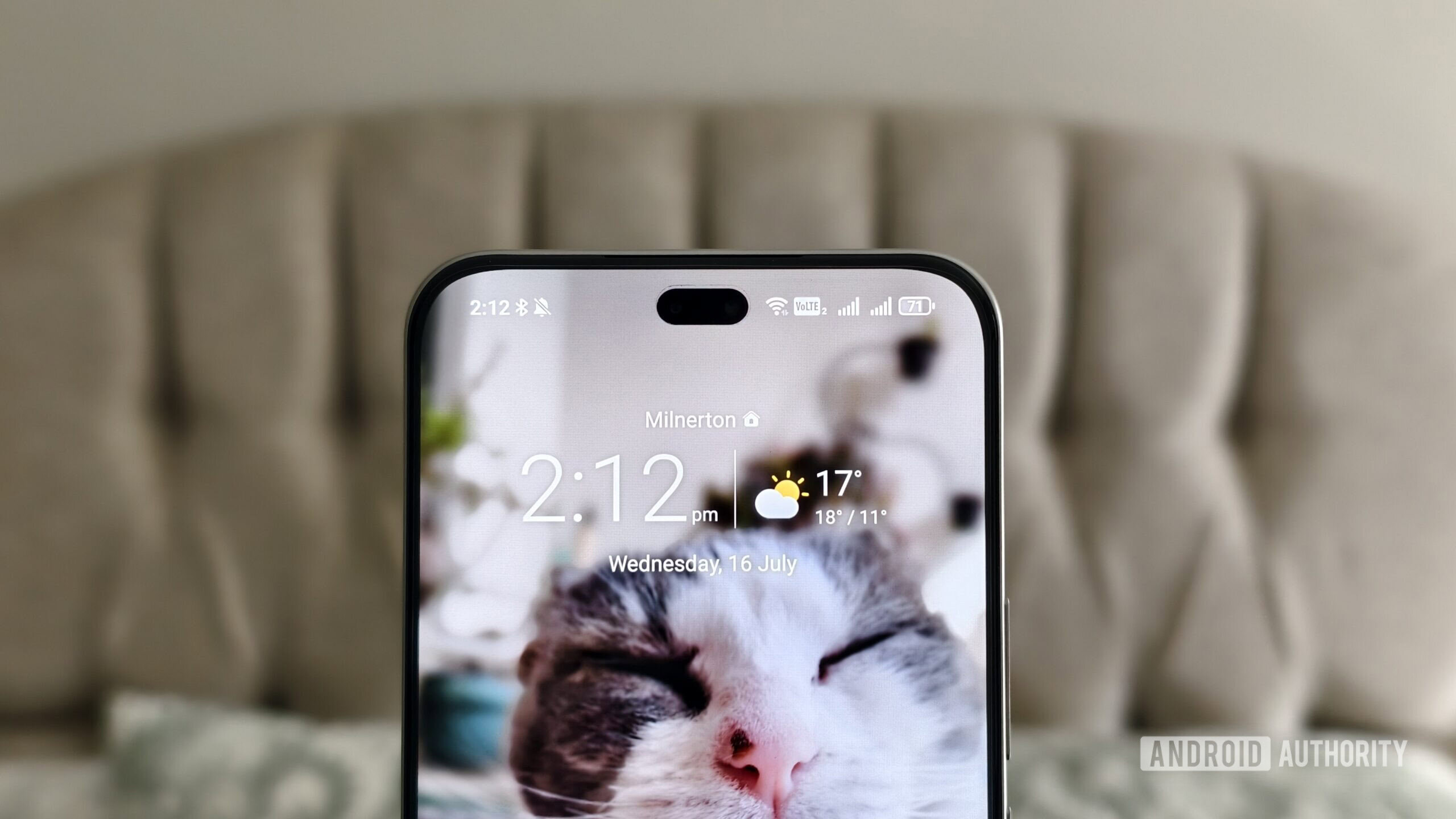 clock and weather widget on an android smartphone screen