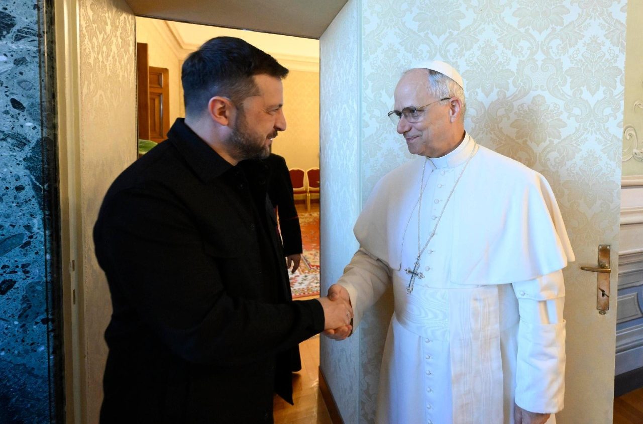 Pope meets with Ukrainian President