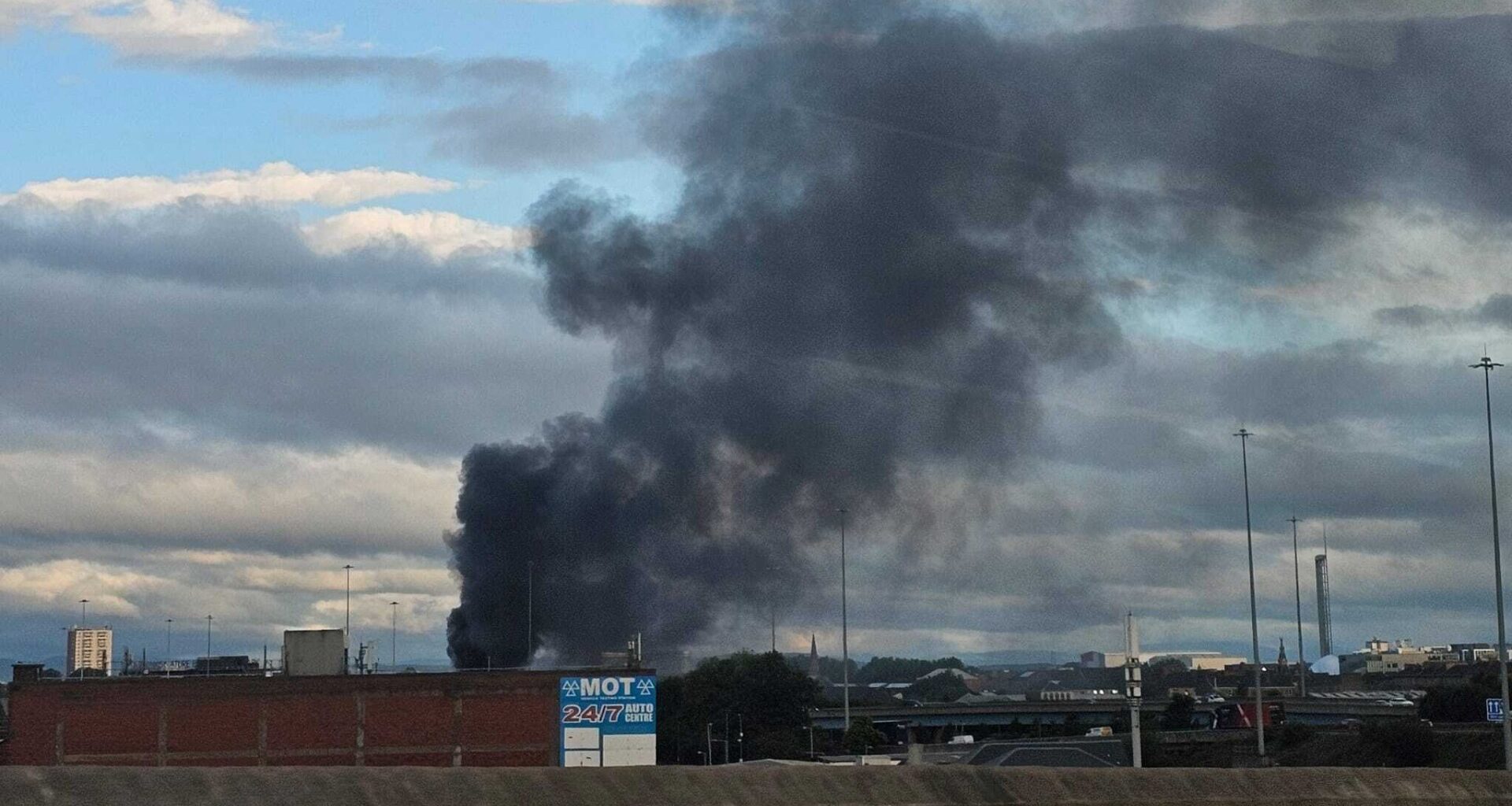 Huge fire erupts at Glasgow industrial estate as emergency crews race to scene