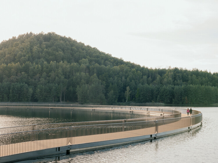 Cycling Between Terrils / Burolandschap - Image 1 of 13