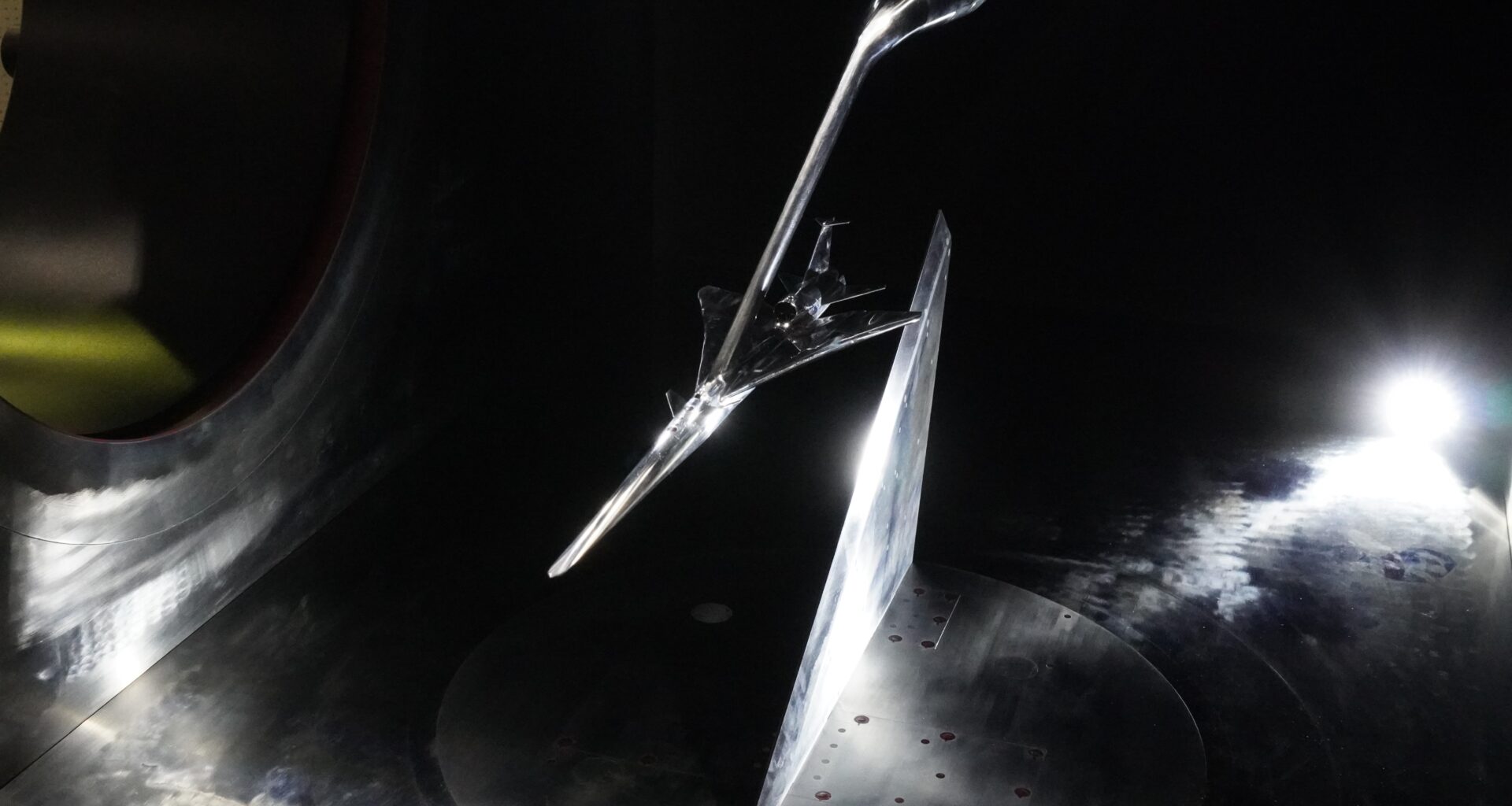 X-59 scaled model inside the JAXA supersonic wind tunnel.