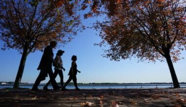 'Japanese walking' a fun way for some to boost their health