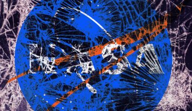 Former NASA Boss Says We May Be Destroying America’s Only Shot at Space