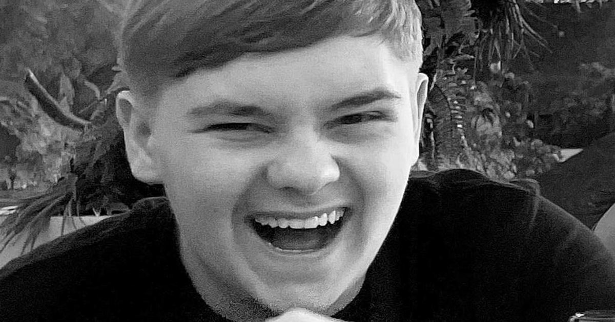 Sheffield school stabbing: Teen says he acted in self-defence | The latest National and International News