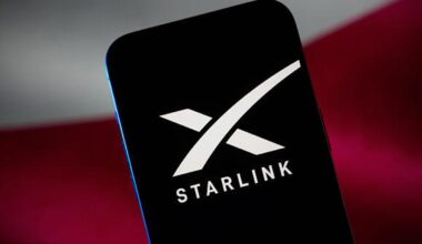 Starlink logo on a phone.