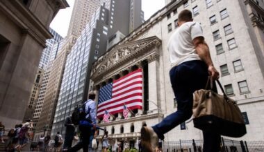 Stocks tumble after Trump announces tariffs on countries including Japan and South Korea