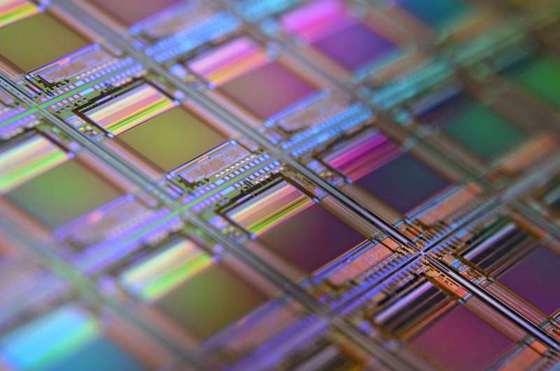 glass computer chips