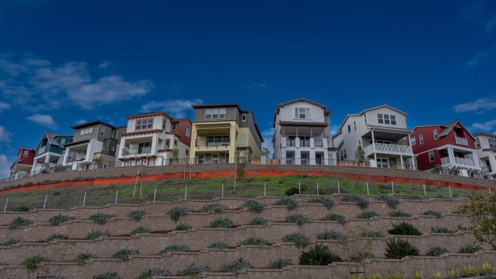The Toll Brothers Twin Oaks new build housing community