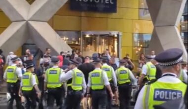 Police at Canary Wharf hotel amid claims migrants being housed there - London Evening Standard