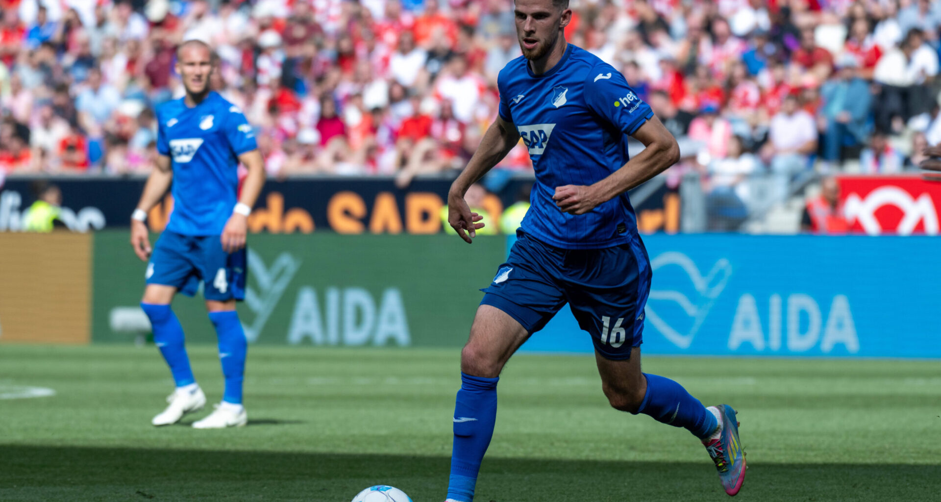 'Agreement reached' - Leeds United set to sign Bundesliga midfielder