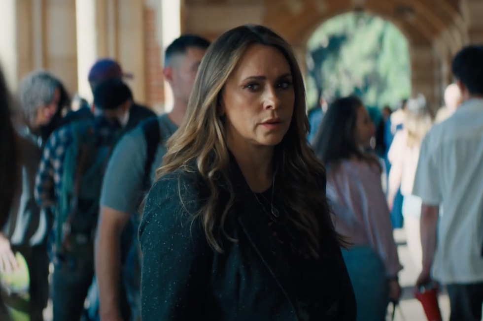 jennifer love hewitt in i know what you did last summer trailer