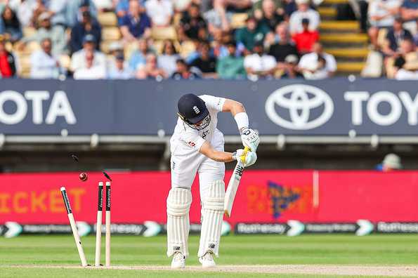 Joe Root got bowled by a peach of a delivery from Akash Deep 