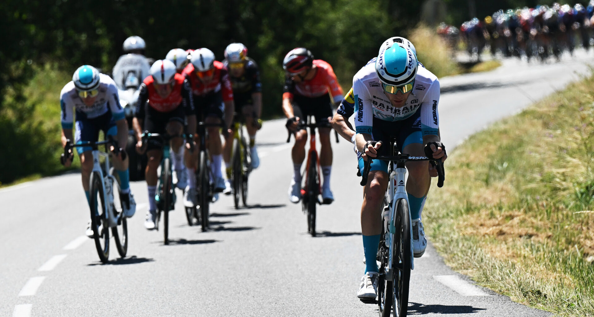 Fred Wright attacks on stage 11 of the Tour de France