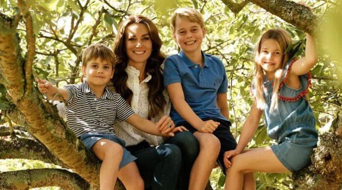 Here's how Kate Middleton, Prince William navigate raising kids in digital world