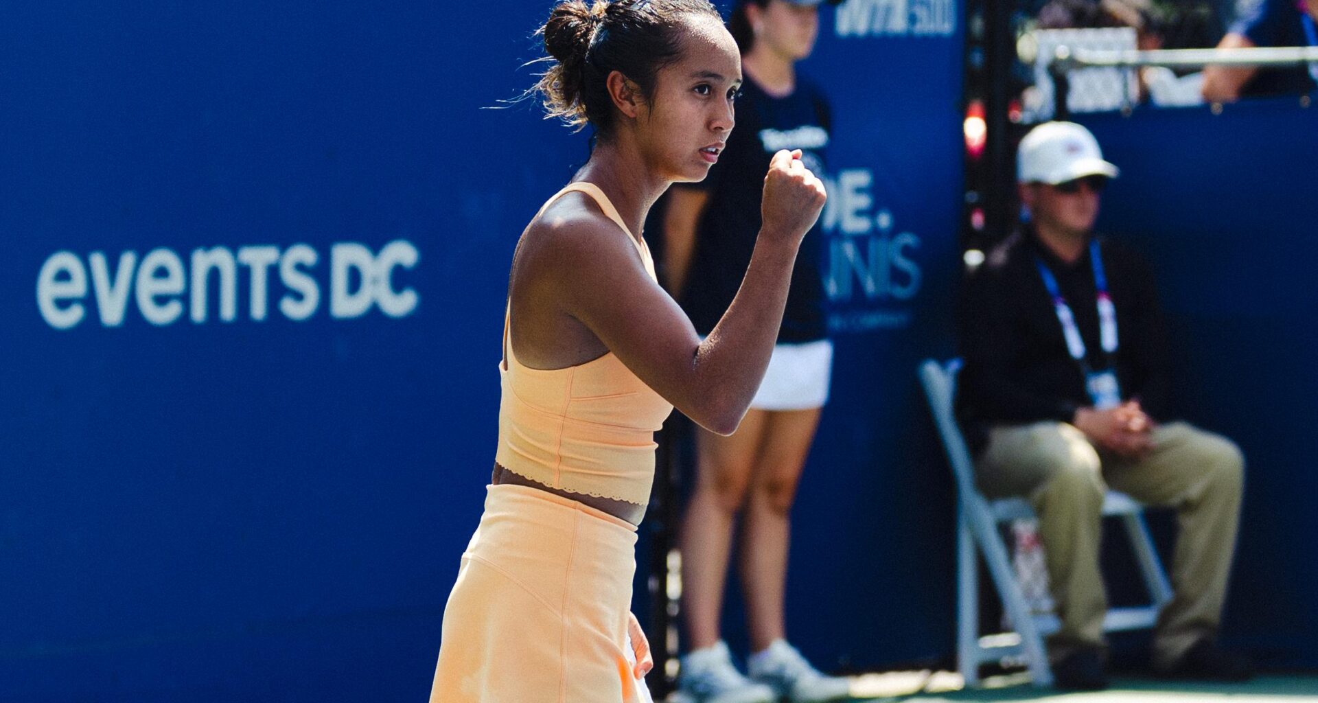 Fernandez follows Pegula upset with another D.C. win