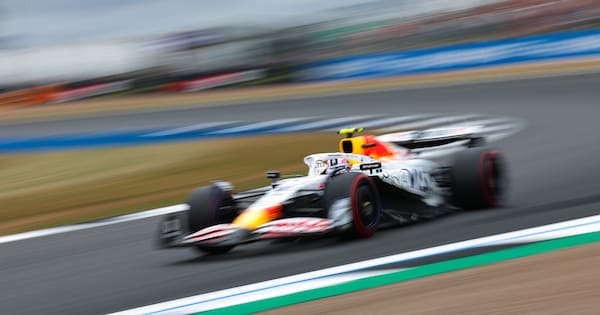 Verstappen takes pole for British GP, Lawson to start 15th