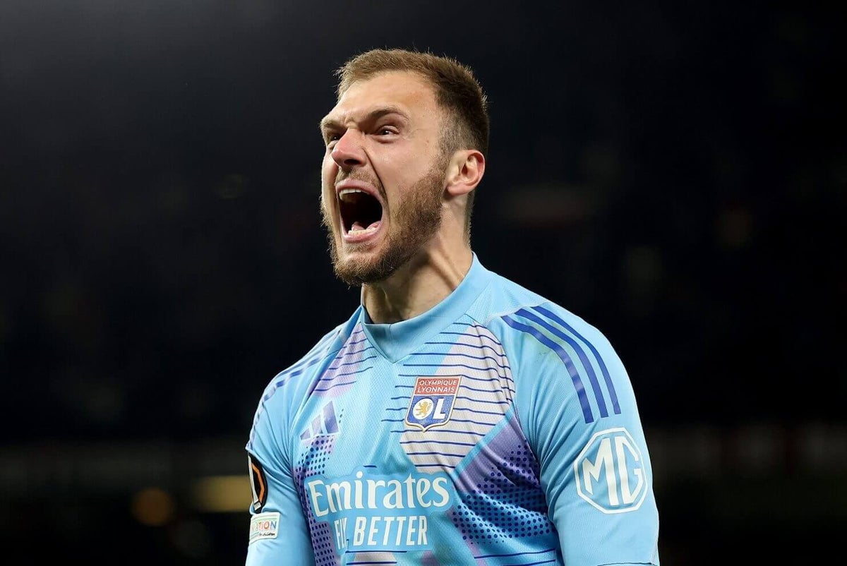 Leeds closing in on Lucas Perri deal