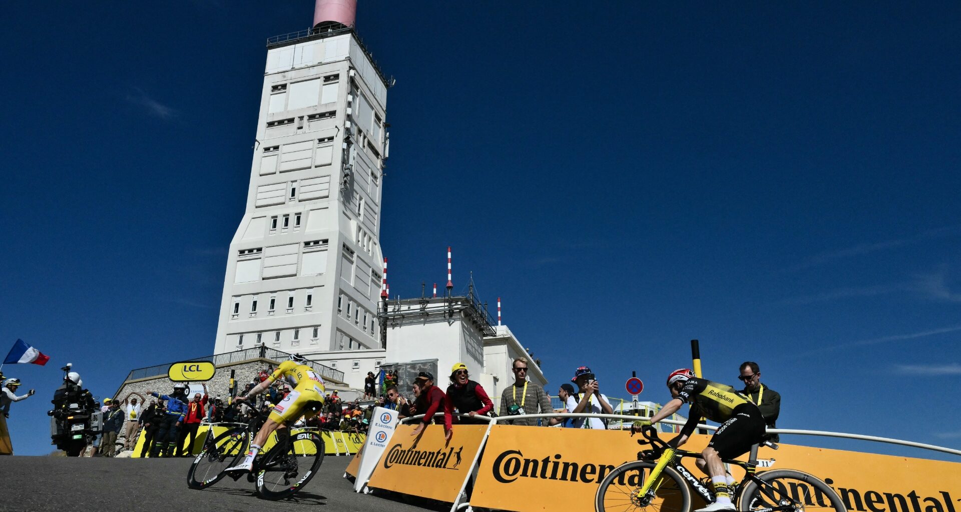 Pogacar and Vingegaard on Mt Ventoux