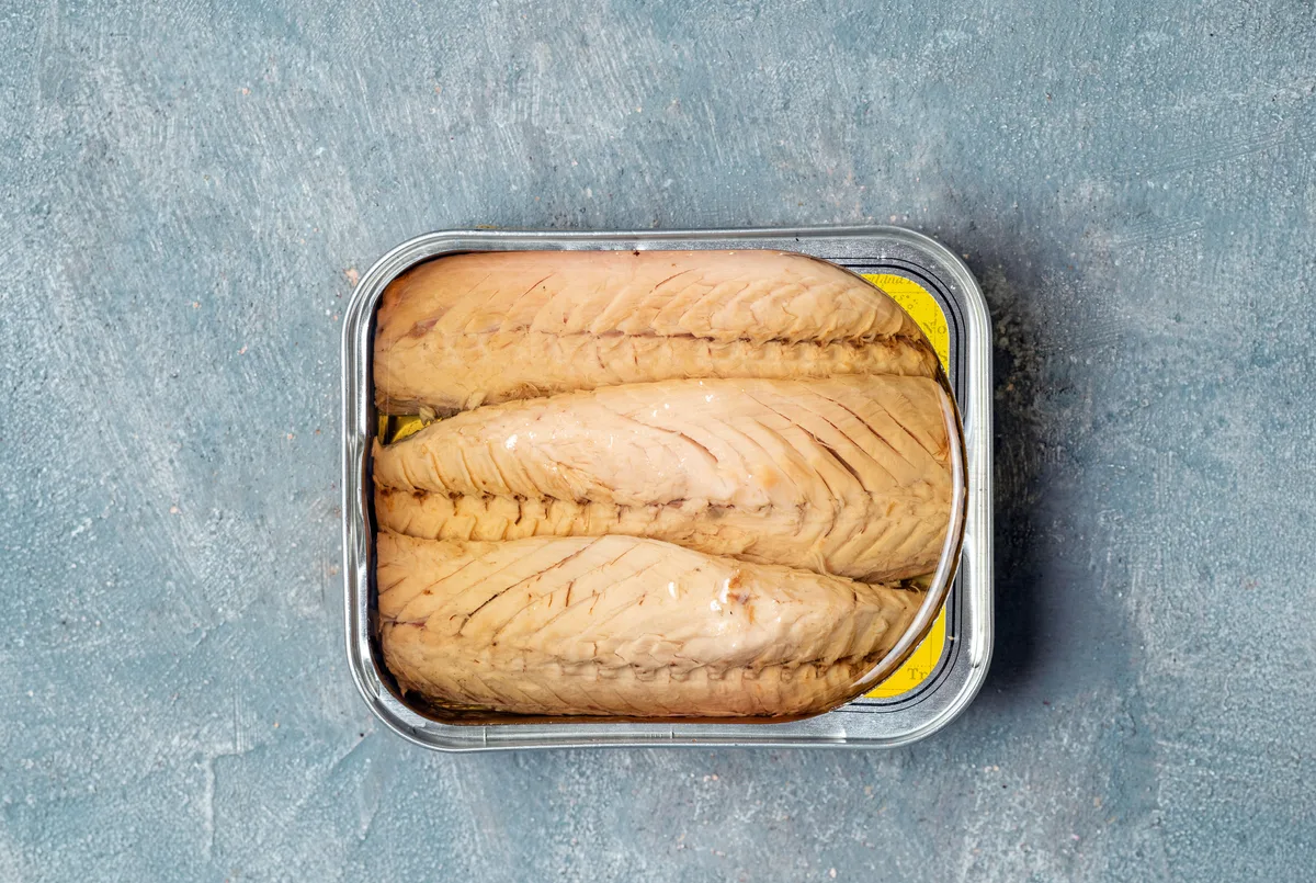 An overhead image of Tinned mackerel 