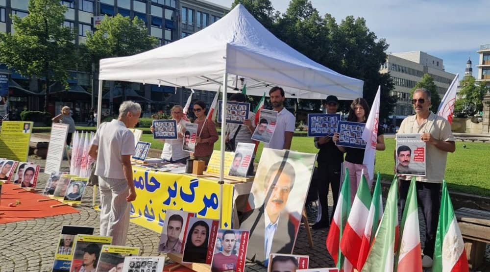 Supporters of the Iranian Resistance in Mannheim, Germany, held a bookstand on July 18, 2025