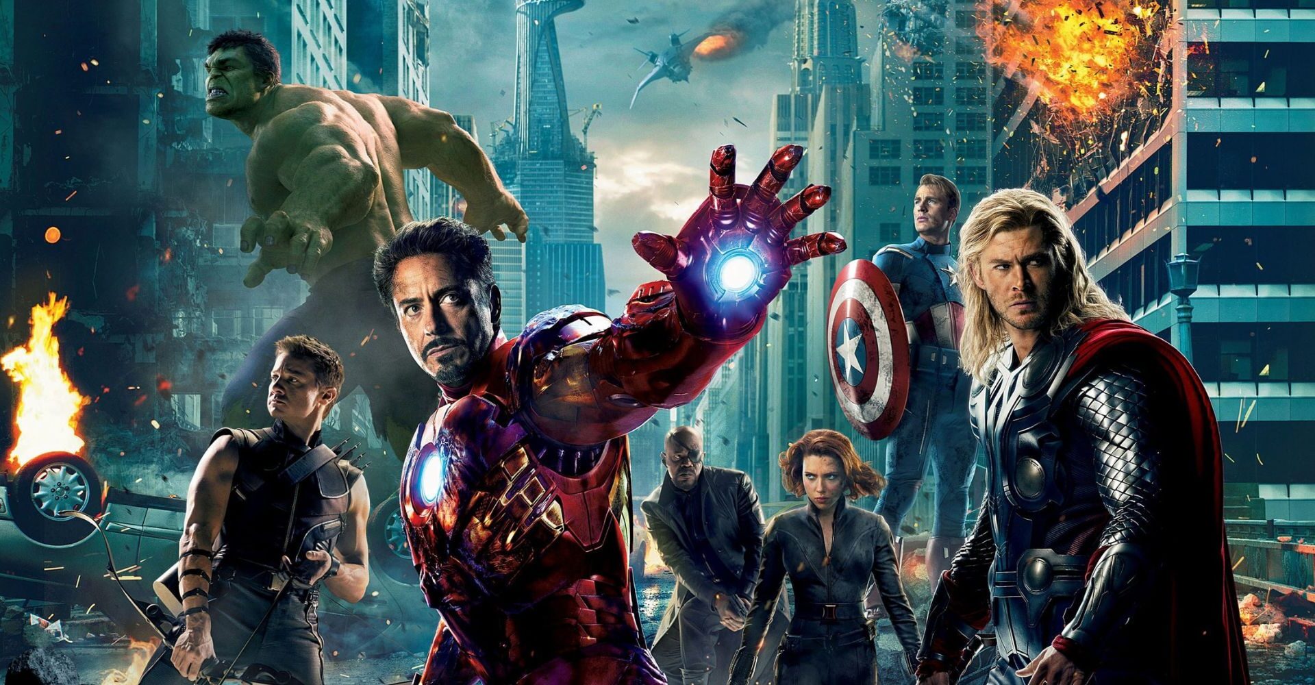 Marvel Boss Confirms 2 Original Avengers Will Be Recast, Says It Will Be Like Finding "A New James Bond"