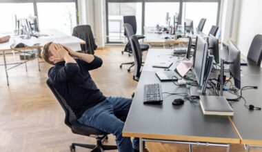 After 9,000 Layoffs, Microsoft Boss Has Brutal Advice for Sacked Workers