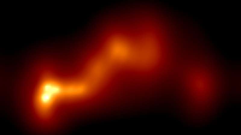 New image from the heart of a mysterious galaxy