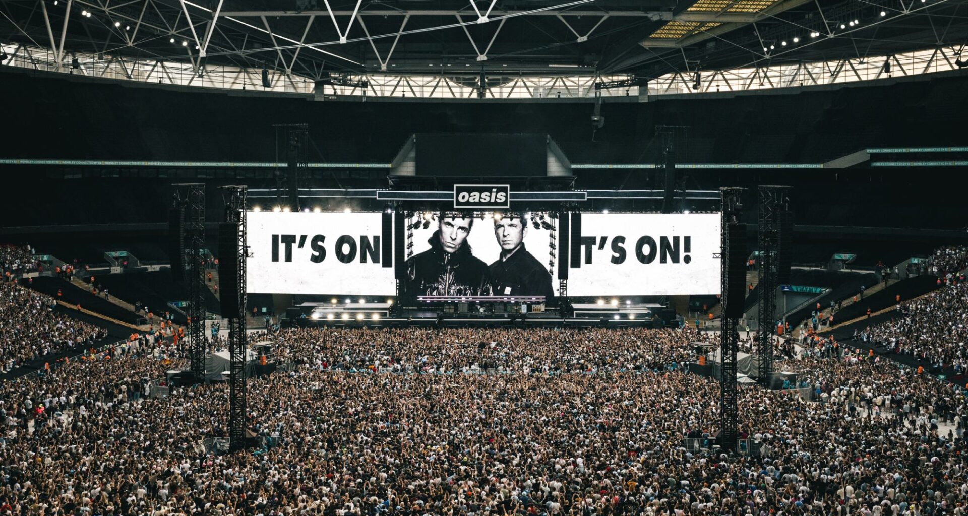 Fans react to Oasis' "unbelievable" first night of Wembley residency: "Our band is back"