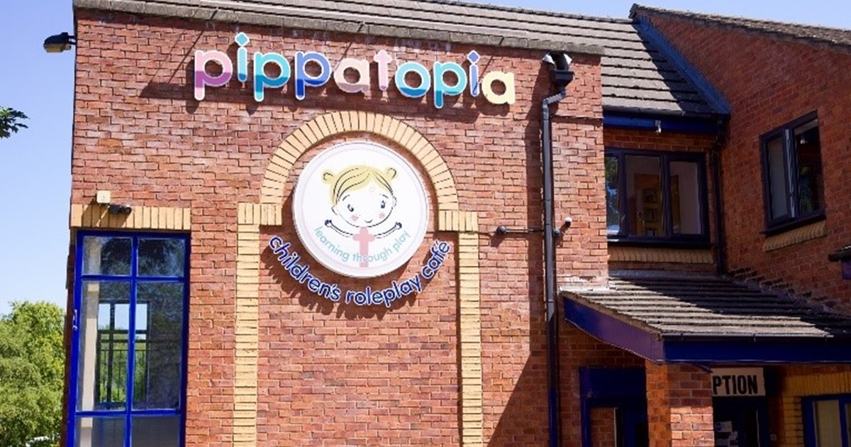 Children’s roleplay café opens with backing from business support programme