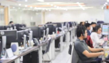 Call center staffers explain how AI assistants aren't great • The Register