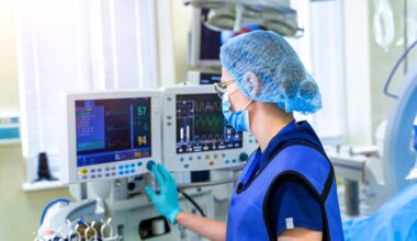 Write-back to aging NHS systems limits Palantir platform • The Register