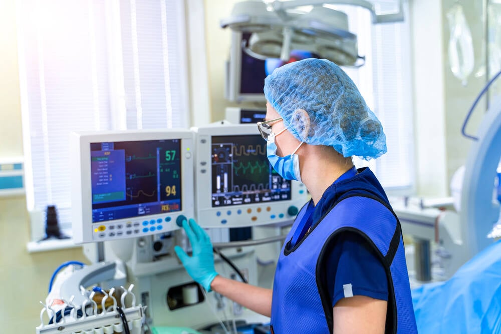 Write-back to aging NHS systems limits Palantir platform • The Register