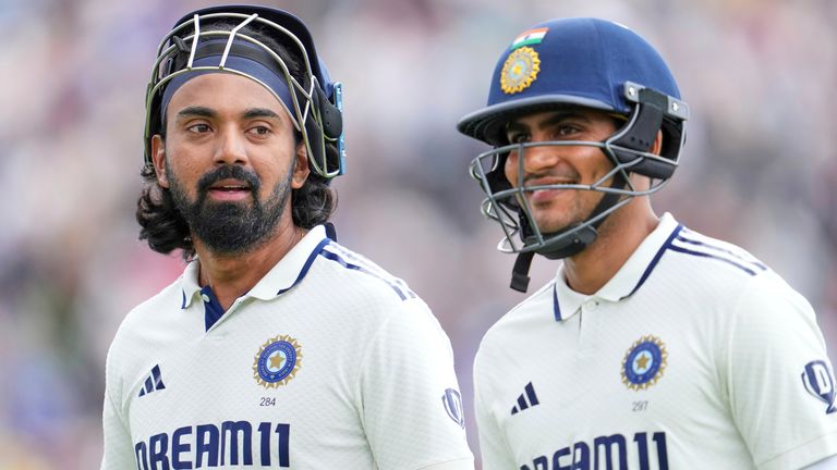 India's KL Rahul (left) and Shubman Gill (right) against England (Associated Press)