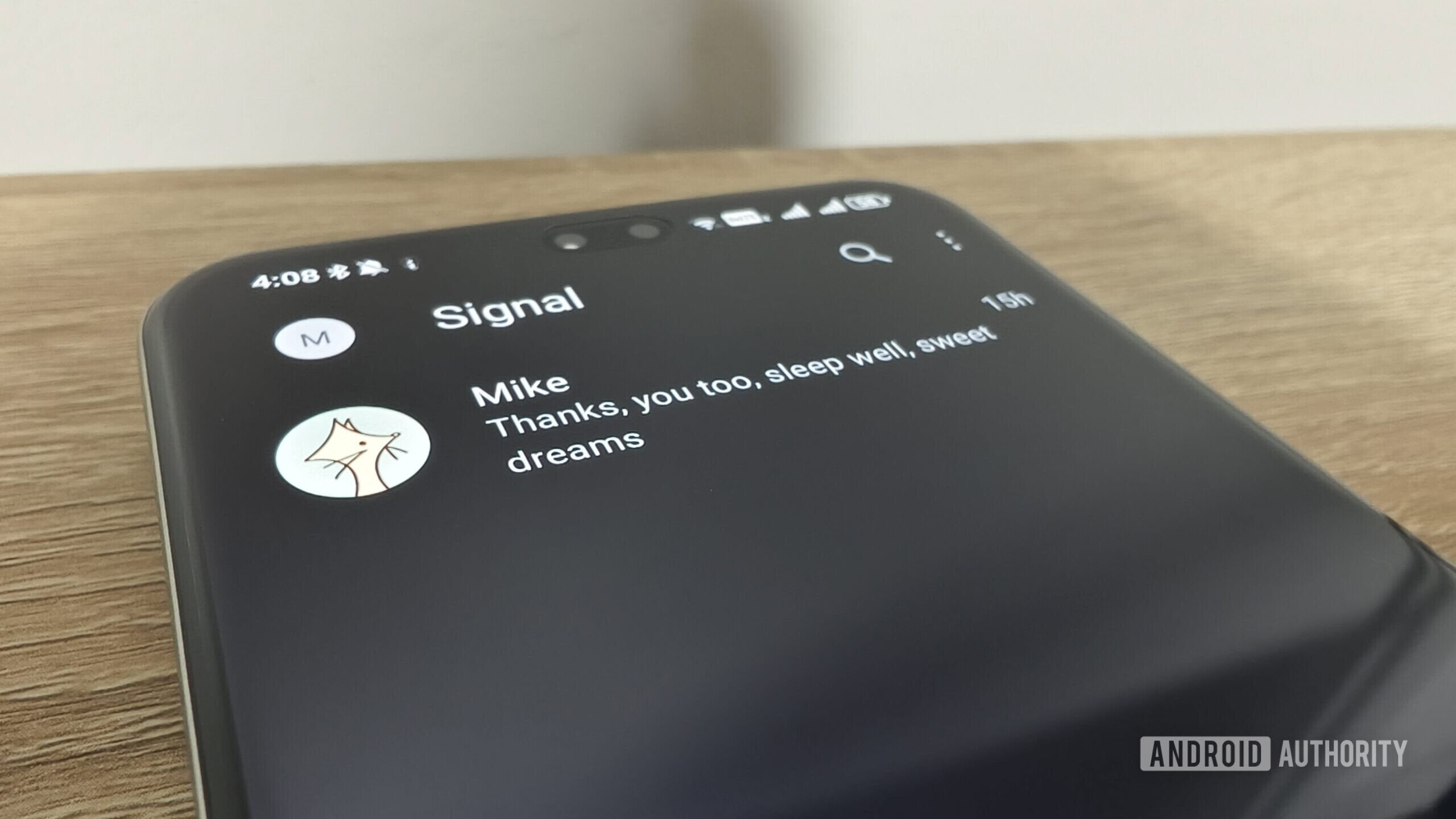 the signal app on a smartphone screen