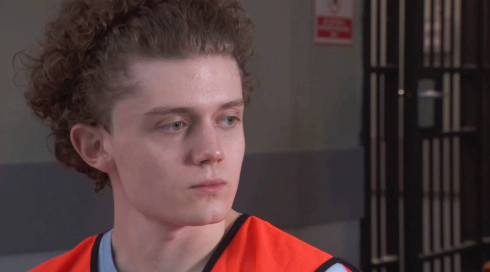tom in prison in hollyoaks