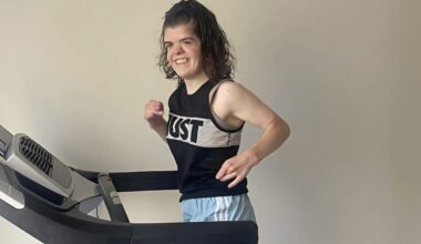 Runner with rare genetic condition conquers treadmill marathon