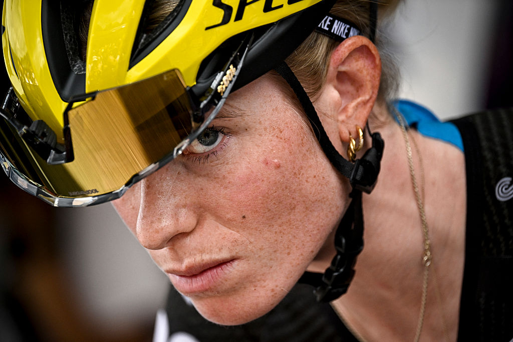 FDJ-SUEZ team's Dutch rider Demi Vollering reacts during the warm up before the 4th stage (out of 9) of the fourth edition of the Women's Tour de France cycling race, 130.7 km from Saumur to Poitiers, in Poitiers, western France on July 29, 2025. (Photo by JULIEN DE ROSA / AFP)