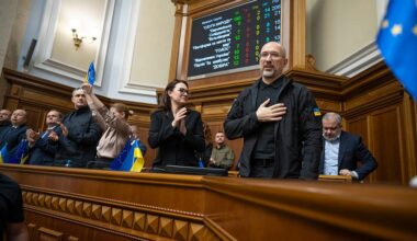 Ukraine Gets New Government, Races to Boost Arms Production