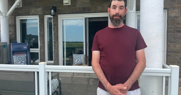 ‘Feels like death’: Canadian-American separated from family, denied re-entry at border