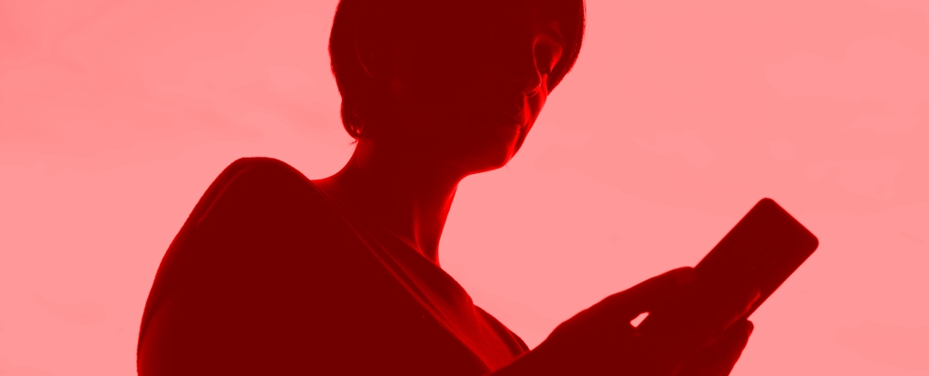 The News Cycle Is a Stress Monster. But There's a Healthy Way to Stay Informed. : ScienceAlert